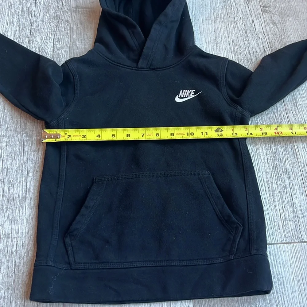 Nike Kids Black‎ Hoodie Size M